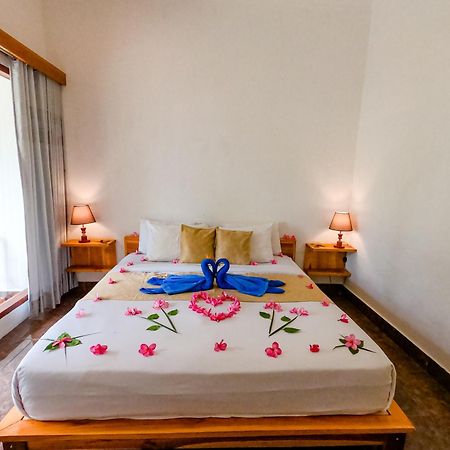 Alwi Villa Gili Trawangan Exterior photo
